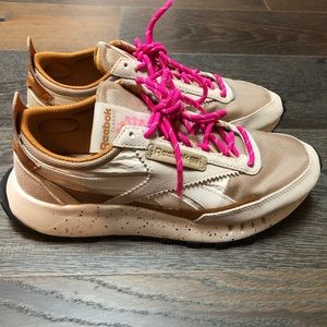 Reebok Classics Size 9.5